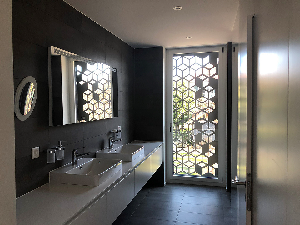 Zira Collection Item